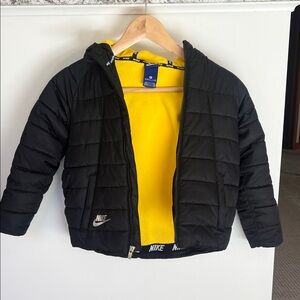 Nike Kids Puffer Jacket in Black with Yellow fleece lining